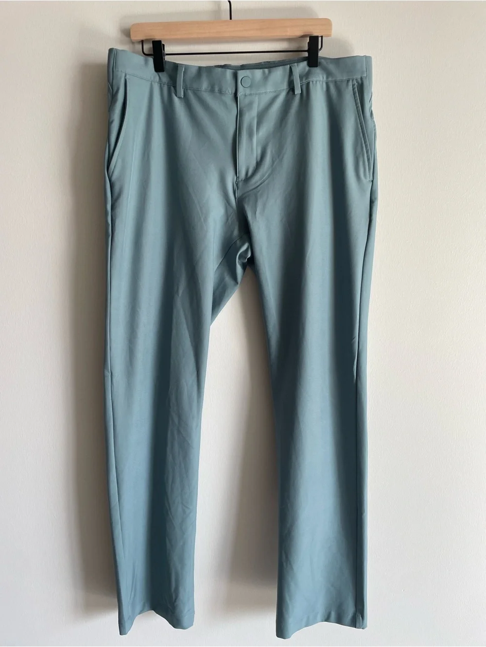 Greg Norman Men's Flat Front Stretch Tech Golf Pants Blue Green 36x32